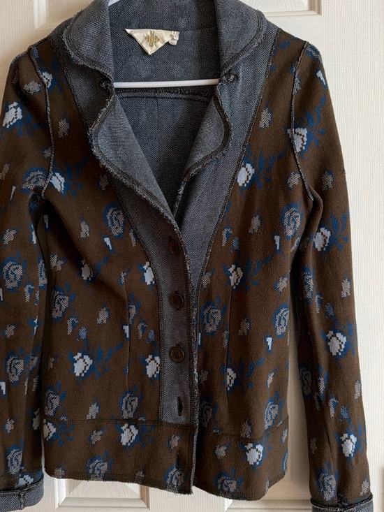 Anthropologie Sweaters - Anthropologie Brown Floral Knit sweater with Blue & Gray Pattern